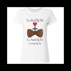 Wrapped up in God’s Love Tee